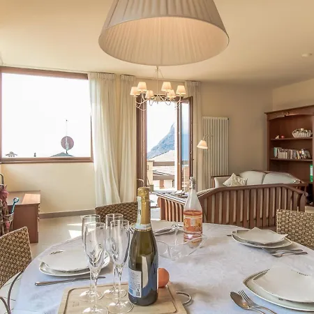 Il Borgo * Μενάτζιο